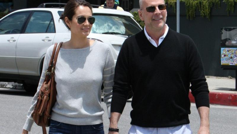 VIDEO! Bruce Willis va fi tata