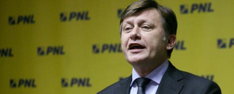 Crin Antonescu: "Traian Basescu n-are nici o treaba cu remanierea"