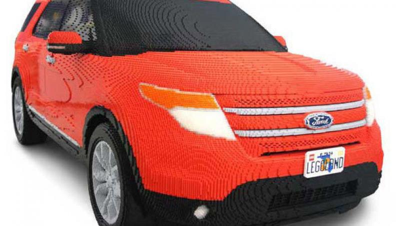 FOTO! Vezi cum arata Ford Explorer din piese Lego!