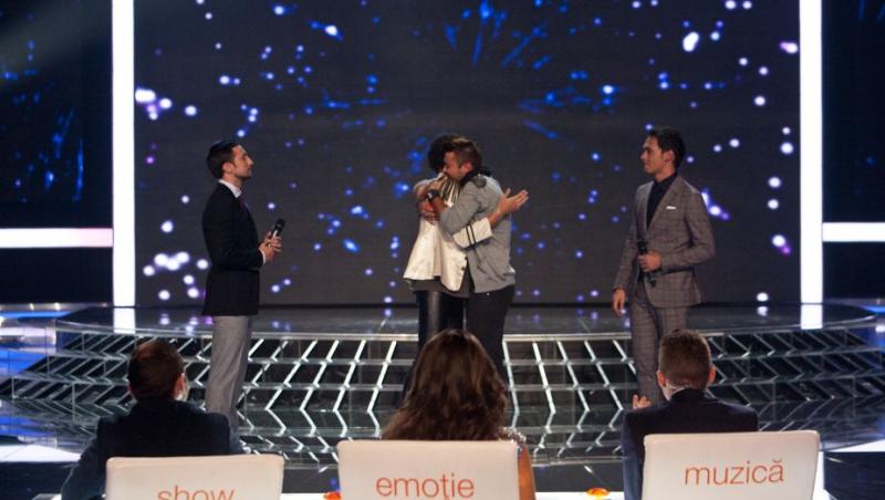 Cristian Parmac este primul concurent care paraseste galele X Factor. Romanii au stat in weekend cu ochii pe Antena 1