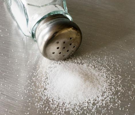 5 modalitati de a reduce consumul de sare