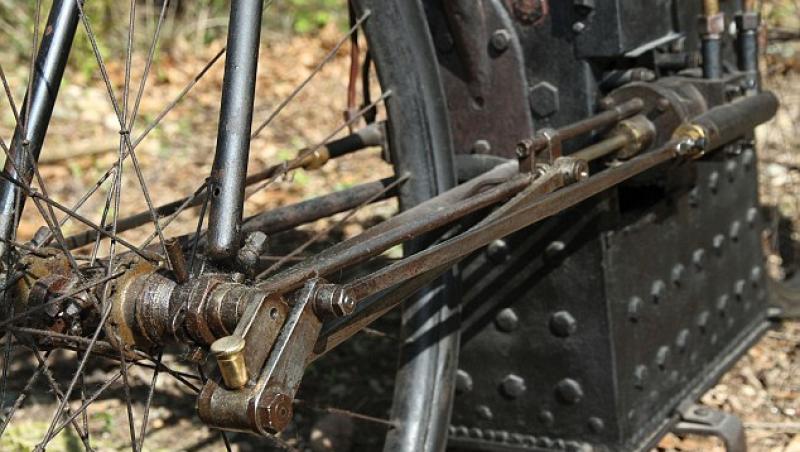 Cea mai veche bicicleta cu aburi din lume va fi vanduta la licitatatie. Vezi care e suma de pornire!