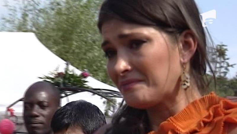 VIDEO! Alina Puscas, in lacrimi dupa ce a primit cadou o turma de oi!