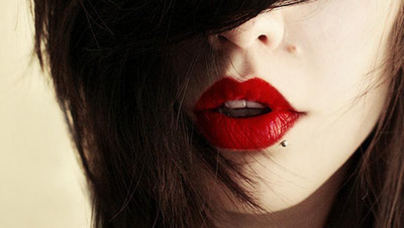 Tendinte toamna: Cinci culori senzuale pentru buzele tale