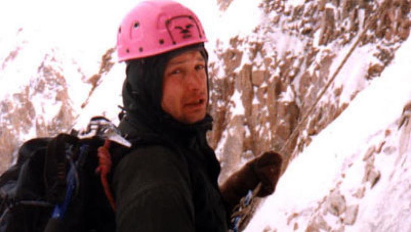 Alpinistul Serghei Cherezov a murit incercand sa escaladeze varful Thulagi