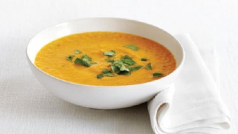Reteta zilei: Supa de linte si cartofi dulci