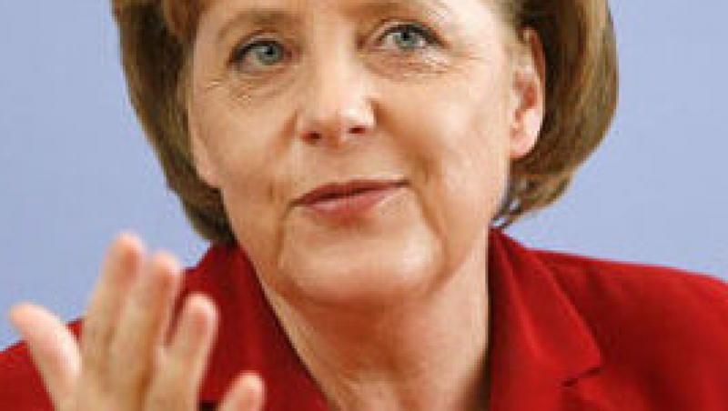 Angela Merkel propune un comisar pentru moneda euro
