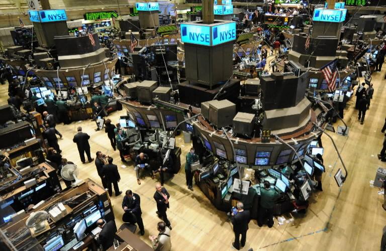 Wall Street inchide in scadere, dupa anuntul referendumului din Grecia