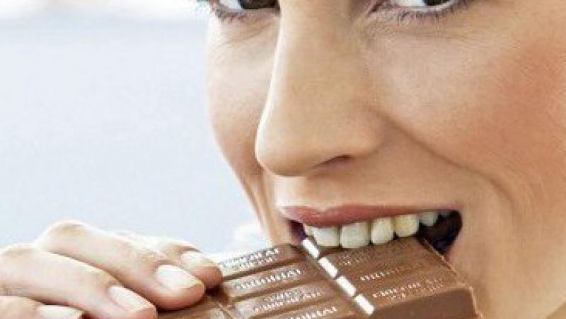 Diete sanatoase: Cum sa opresti mancatul emotional