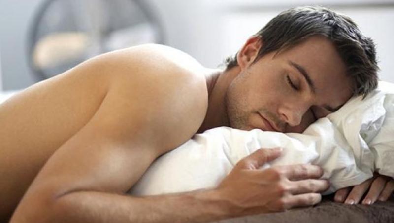 Vrei un somn bun? Iata 5 lucruri pe care nu ar trebui sa le faci in pat!