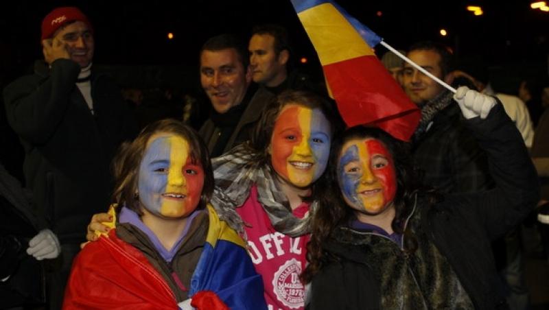 FOTO! Fanii Craiovei ii streseaza pe Dragomir si Sandu si in Belgia