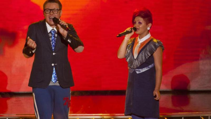 De la scoala la X Factor. Duo Voice isi fac temele in casa X Factor pentru a nu ramane repetenti