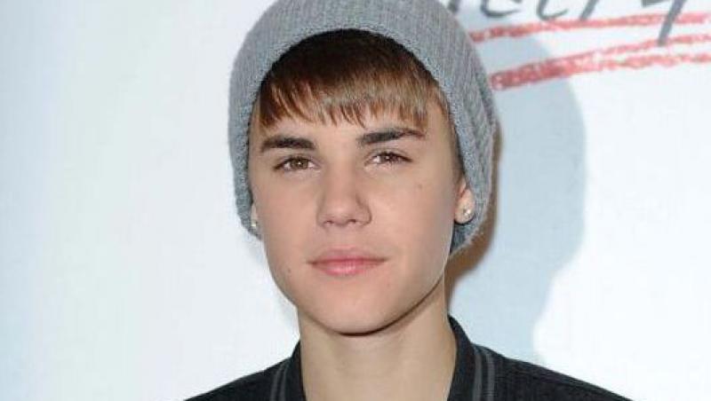 Justin Bieber si-a cumparat Range Rover de 100.000$!