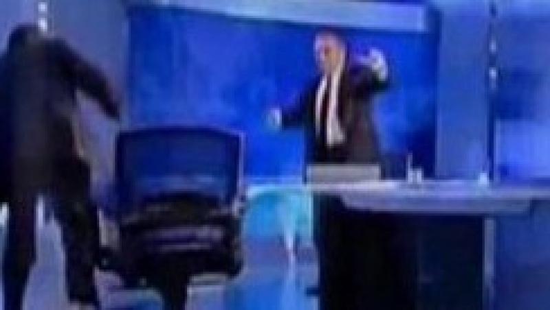 VIDEO! Doi politicieni rivali s-au luat la bataie intr-un studio de televiziune din Liban