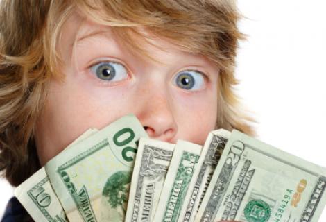 Presiunea financiara afecteaza viata sociala a adolescentilor