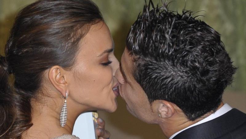 FOTO! Irina Shayk si Ronaldo, sarut cu limba in vazul lumii!