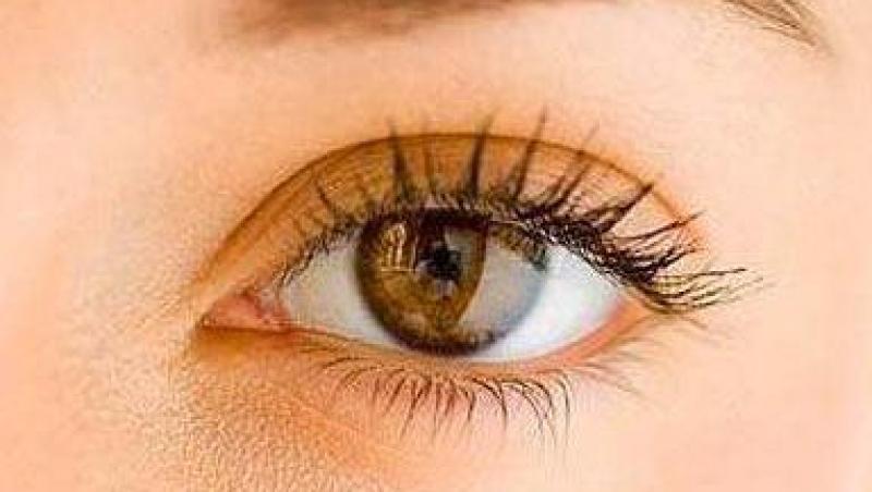 Ochii caprui pot fi transformati definitiv in ochi albastri