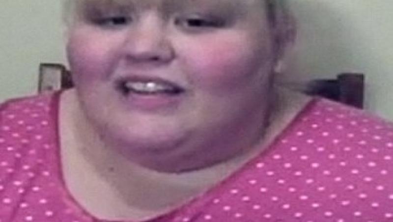 FOTO! O adolescenta a slabit 125 de kilograme, dupa ce a aflat ca cea mai grasa femeie din lume cantarea mai putin ca ea!