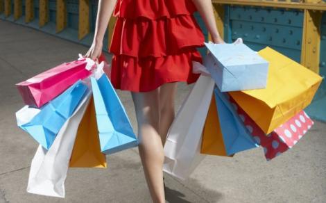 "Shopping-ul compulsiv" - o tulburare serioasa, care poate afecta mai ales femeile!