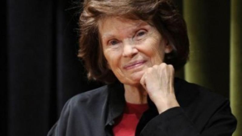 Danielle Mitterrand, vaduva fostului presedinte francez Francois Mitterrand, a murit