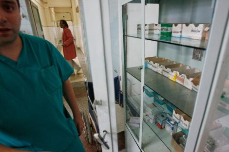 VIDEO! O farmacista a fost furata in timpul programului la Targoviste