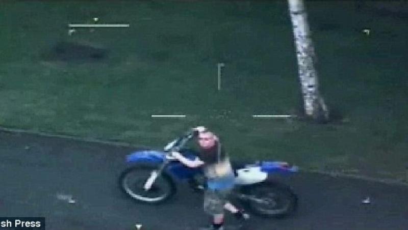Condamnat la inchisoare pentru ca a riscat viata fiului sau pe motocicleta