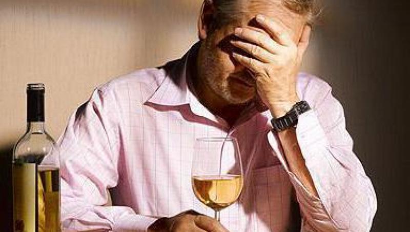 4 etape prin care sa ajuti un barbat alcoolic