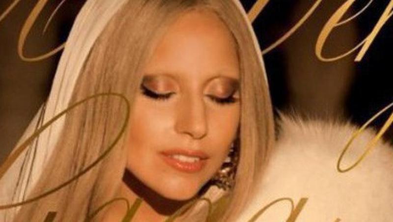 Lady Gaga a lansat un album surpriza de Craciun