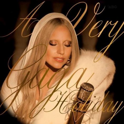 Lady Gaga a lansat un album surpriza de Craciun