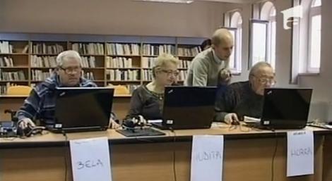 VIDEO! Bunicii si bunicutele din Oradea se bat pentru calculator cu nepoteii
