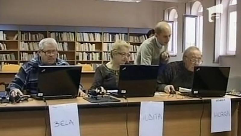 VIDEO! Bunicii si bunicutele din Oradea se bat pentru calculator cu nepoteii