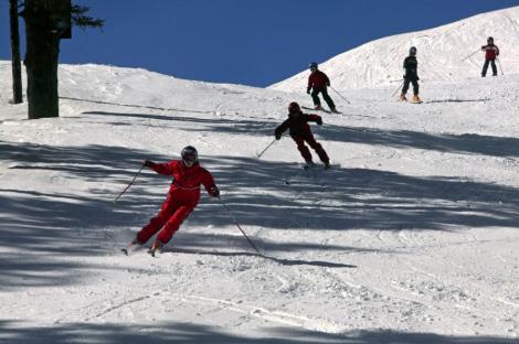 VIDEO! Turistii vor putea schia de saptamana viitoare la munte