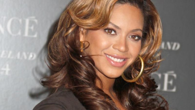 VIDEO! Beyonce, cu burta la gura pe covorul rosu