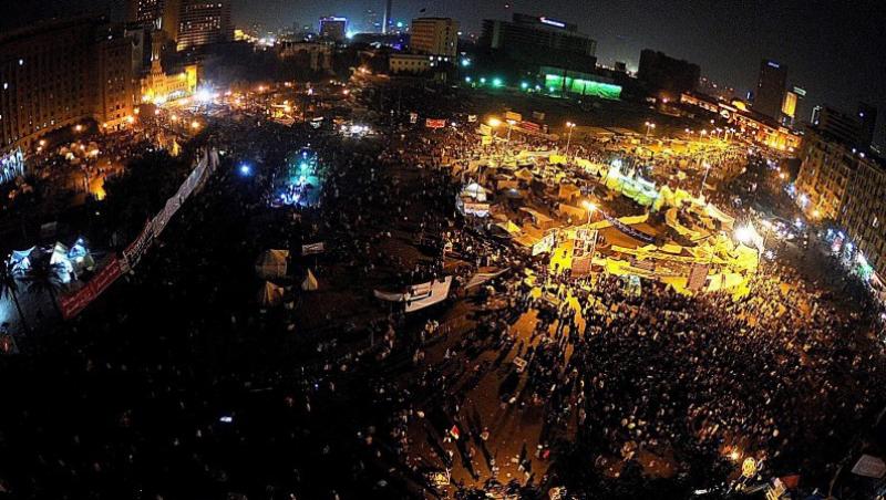 VIDEO! Protestele continua la Cairo: O persoana a murit, multe altele sunt ranite