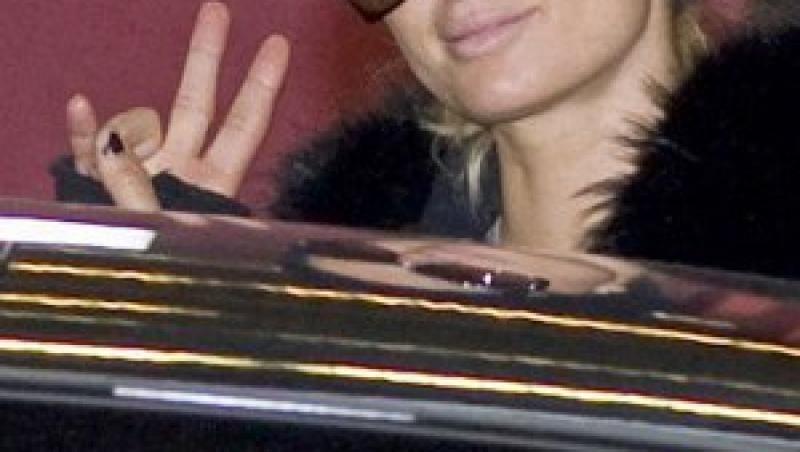 VIDEO! Paris Hilton si-a daruit un Ferrari