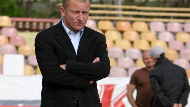 Dorinel Munteanu il ataca pe Adrian Cristea: 