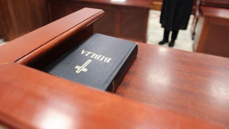 Curtea Constitutionala, in favoarea amanarii platii drepturilor salariale castigate de bugetari pentru 2016