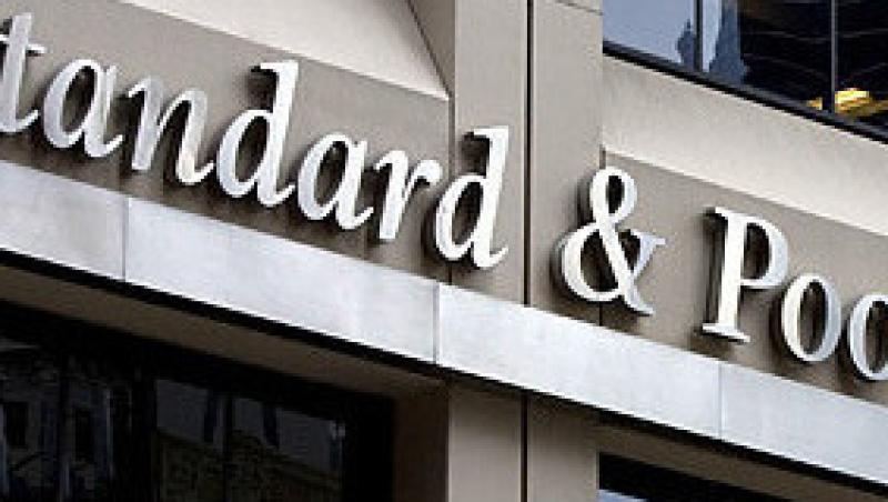 S&P ar putea modifica la negativ perspectiva ratingului Frantei in urmatoarele zile