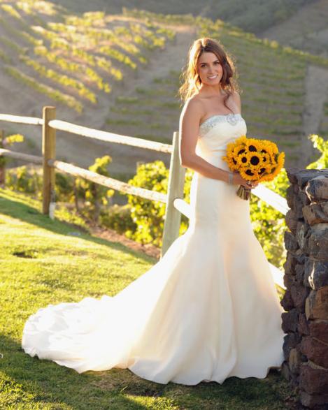 Rochia de nunta a lui Nikki Reed - o bijuterie de 120 de carate!