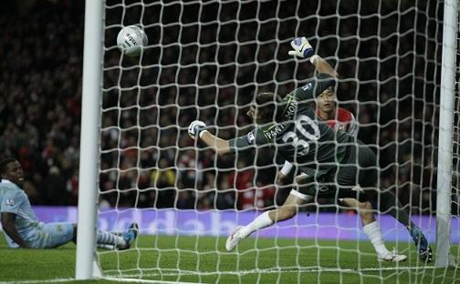 VIDEO! Costel Pantilimon a facut minuni pentru City in Cupa Ligii Angliei