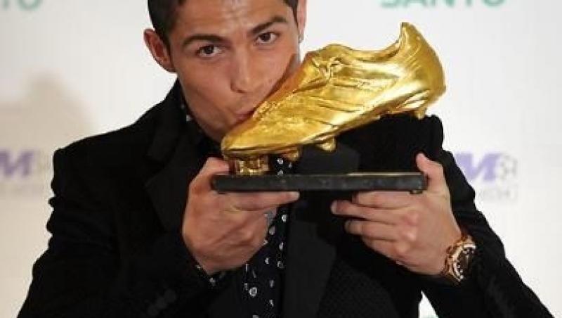 FOTO! Cristiano Ronaldo a castigat gheata de aur