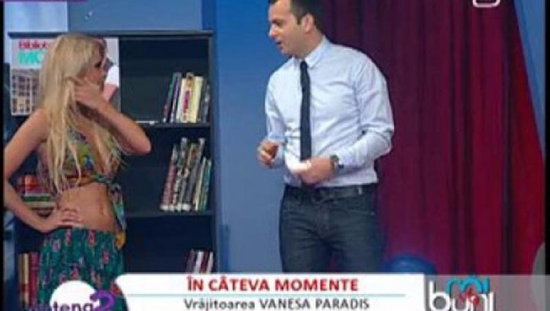 VIDEO! Cezara Darie a sters praful in biblioteca lui Mihai Morar!