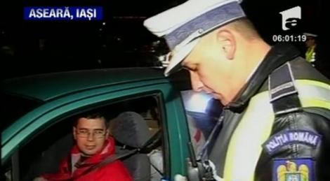 VIDEO! Un politist iesean aflat in misiune a fost tarat ca in filme de o masina