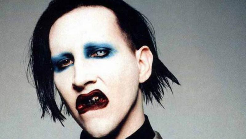 VIDEO! Marilyn Manson s-a apucat de pictat! Uite ce talentat e!