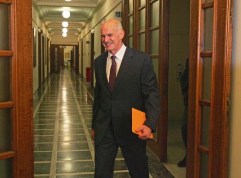 Oficial: Nou Guvern de uniunea nationala in Grecia, fara Papandreou