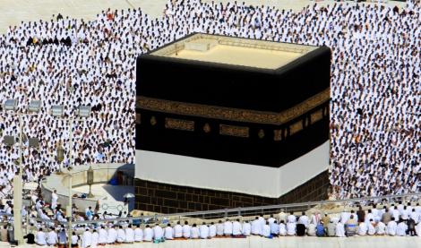 Milioane de pelerini musulmani la Mecca