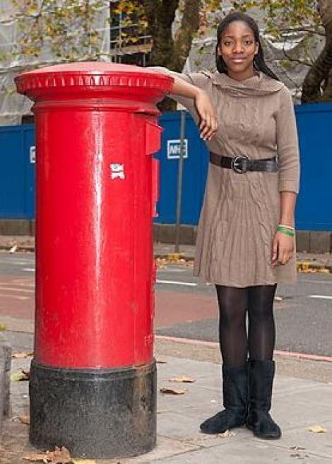 INEDIT! Marea Britanie: La 11 ani, o fata are 1.82 metri inaltime