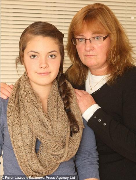 UK: O mama va face inchisoare pentru ca fiica nu merge la scoala