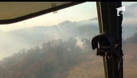 VIDEO! Focul face prapad in Muntii Rodnei