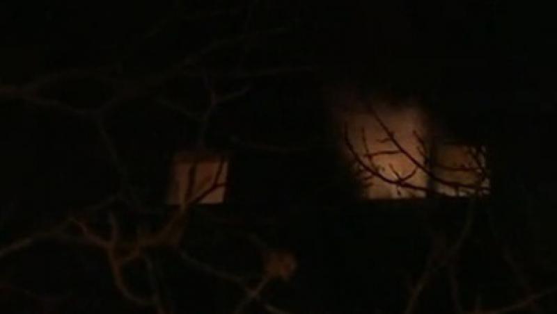 VIDEO! Incendiu puternic in cartierul Drumul Taberei